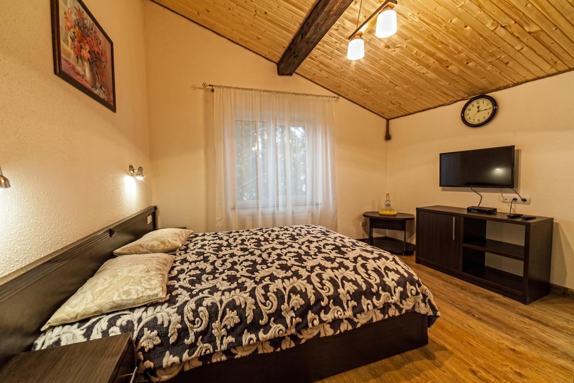 Alpiyskiy Jablunyzja Zimmer foto