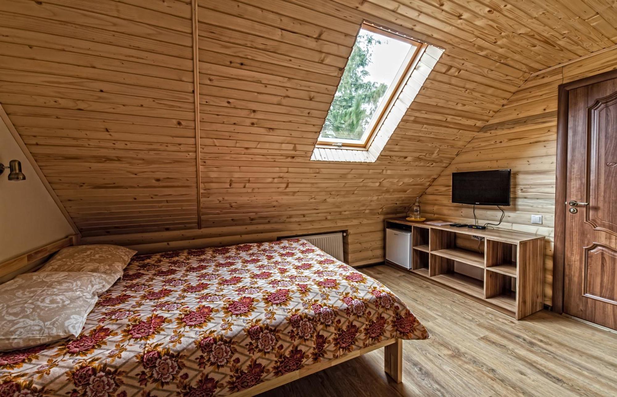 Alpiyskiy Jablunyzja Zimmer foto
