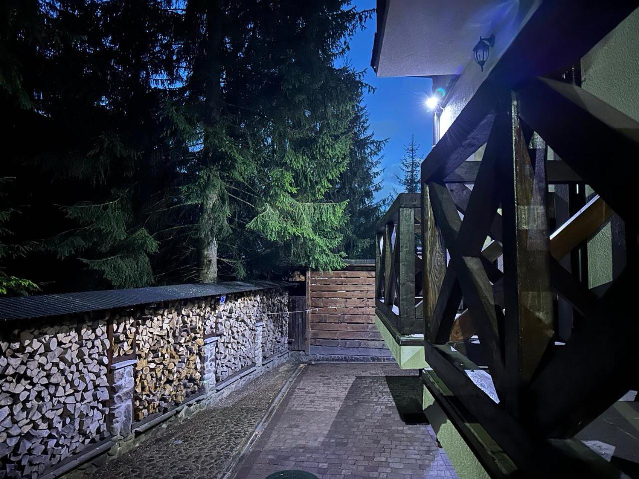 Alpiyskiy Jablunyzja Exterior foto