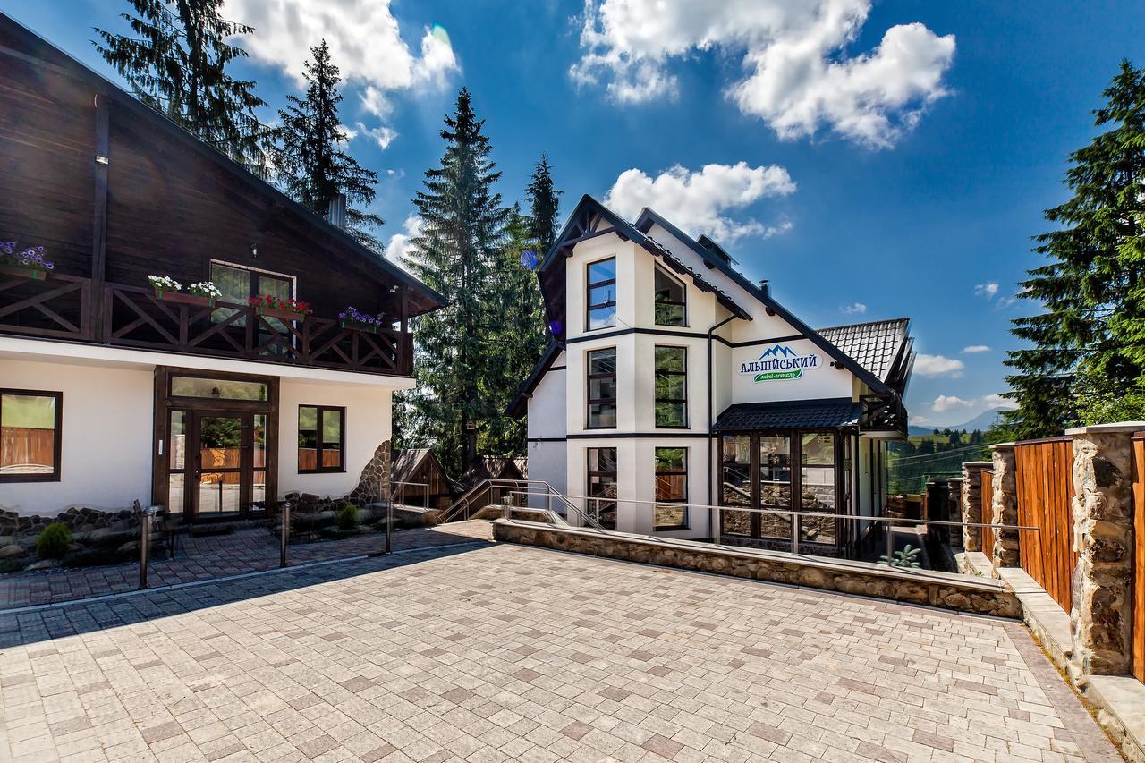 Alpiyskiy Jablunyzja Exterior foto