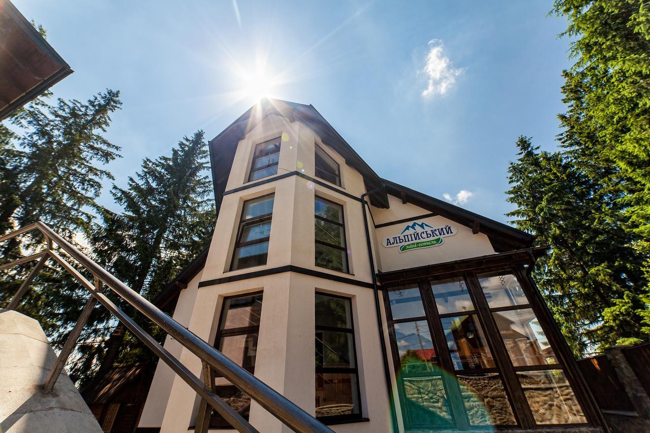 Alpiyskiy Jablunyzja Exterior foto